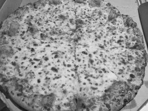 Double Cheese Margherita Pizza