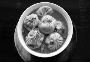 Kathmandu Jhol Momo-veg (6pcs)