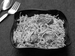 Schezwan Chicken Noodles