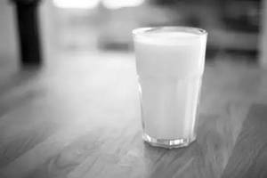 Hot Milk (300ml)