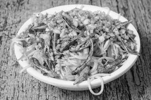 Chilly Garlic Hakka Noodles