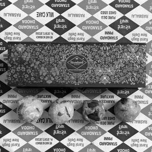 4 Ladoo Luxury Box