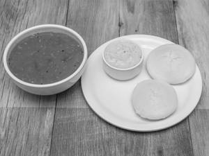 Plain Idli