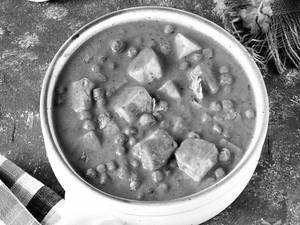 Matar Paneer