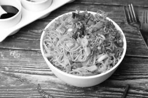 Veg Chilli Garlic Noodles