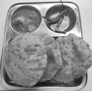 Bedmi Poori Sabzi (4Pcs)