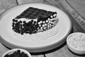 Brownie Day & Night Waffle