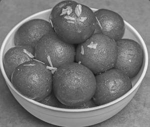 (10 Pcs) of Gulab Jamun + (10 Pcs) of Rasmal