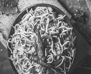 Chicken Schezwan Noodles