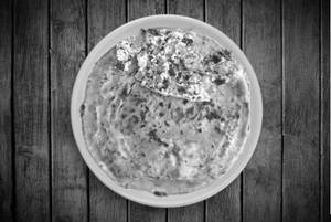 Paneer Paratha [1 Pcs] + Curd