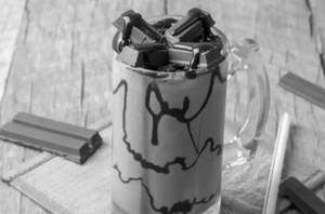 Chocolate Caramel Shake