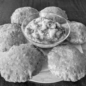 Sabji Puri Thali   