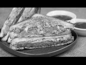 Aloo Masala Paneer Cheese Toast Sandwich