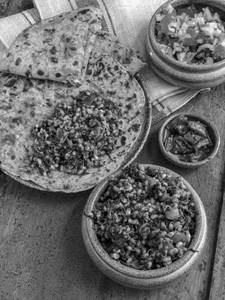 Matki Sukhi Bhaji With 2 Paratha
