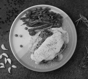 Grilled Chicken In Garlic Parmesan Sauce With Mashed Potatoes & Sauteed Green Beans