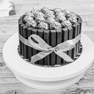 Kitkat & Ferrero Cake           