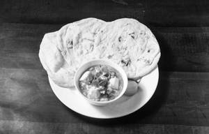 Green Matar With 4pc Tandoori Roti