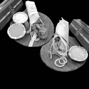 1 Veg Falafel Wrap + 1 Veggie Lovers Wrap