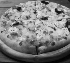 Tandoori Pizza