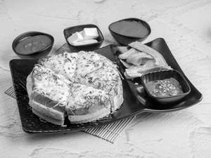 Chinese Schezwan Paneer Mozzarella Round Cheese Blast Grill