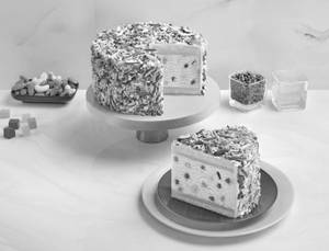 American Nuts Ice Cream Cake [500 ML]