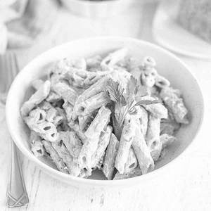 Creamy Penne Alfredo Pasta