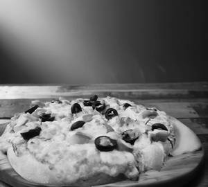 Extraveganza freast pizza
