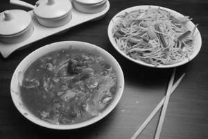 Non-veg Hot Garlic Noodles Combo