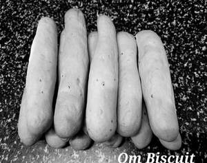 Omum Bread Sticks (250 Gms)