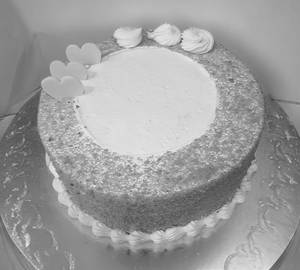 Blue Velvet Fresh Cream Cake - 1kg