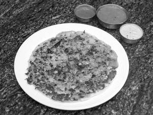 Onion Uttapam