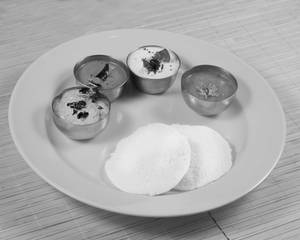 Idli (2 Pcs)
