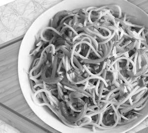 Veg Hakka Noodles