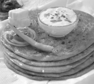 Tawa Paneer Pyaaj Paratha