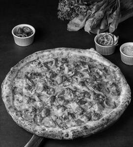Spicy Cilantro Chicken Pizza