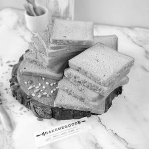 Multigrain Toast Bread Sliced (1 Lb)