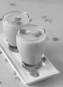 Rose milkshake