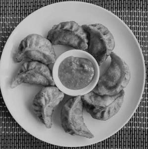 Veg Fried Momos{rw}