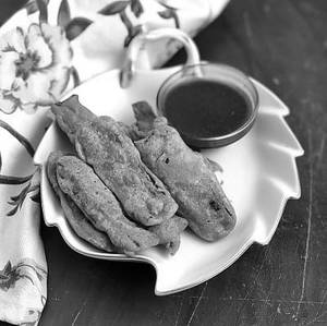 Yercaud Milagai Bajji [4 Pieces]