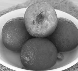 Garma Garam Stuffed Gulab Jamun 