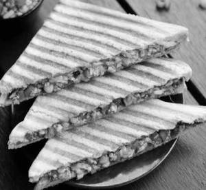 MOF Paneer Sandwich