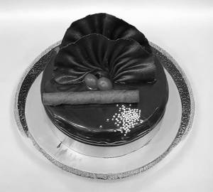 Eggless Chocolate Truffle Cake