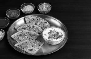 Kachori Da Paratha