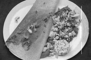 Paneer Salad Roast Dosa
