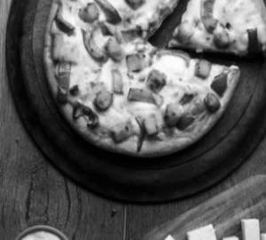 Peppy Paneer Pizza 7 Inches