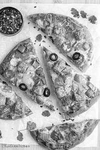 8" Panner Peprika Pizza