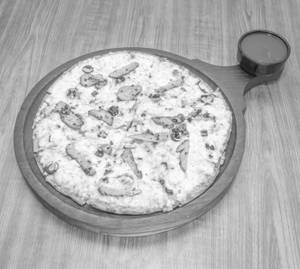 13' Large Chicken Tikka Pizza 