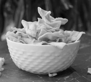 Besan Papdi( 200Gm)