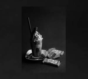 Kitkat Milkshake With Ice Cream  with premium