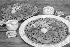 Aloo Pyaz Paratha